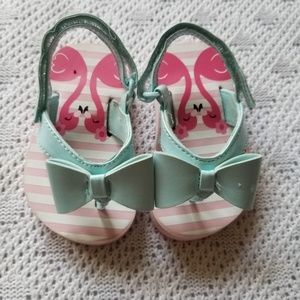 Must bundle: gymboree sandles.